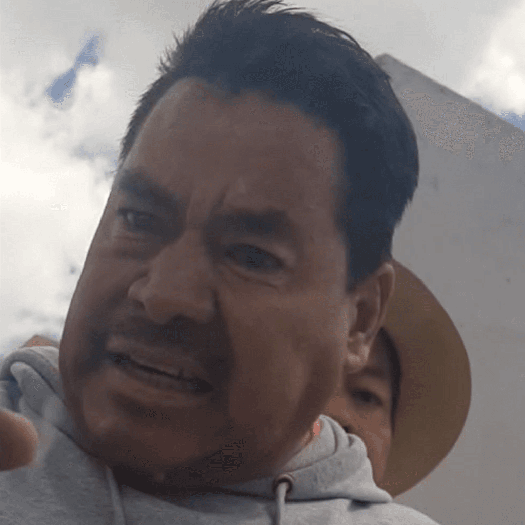 "Incidente registrado en Recinto Ferial de Pachuca – violencia ciudadana con niños presentes".